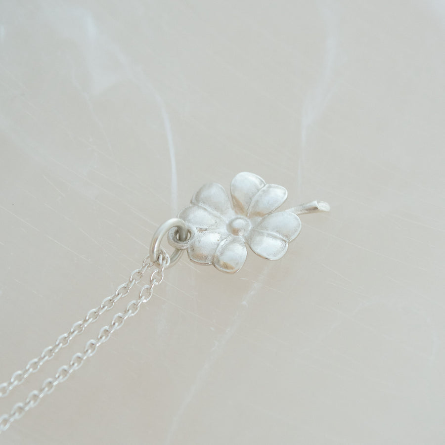 CLOVER CHARM