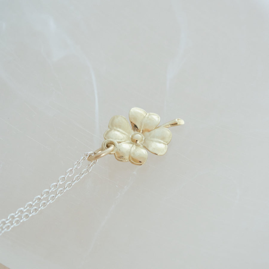 CLOVER CHARM