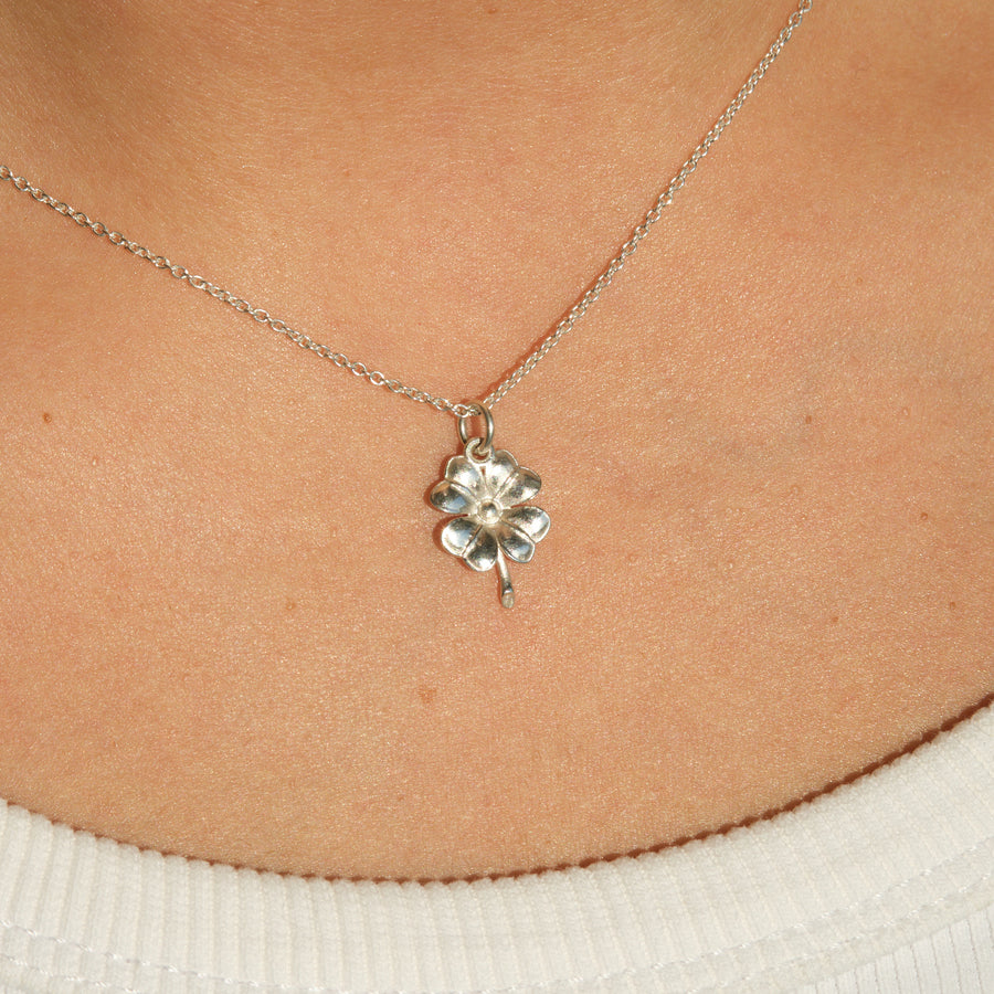 CLOVER CHARM