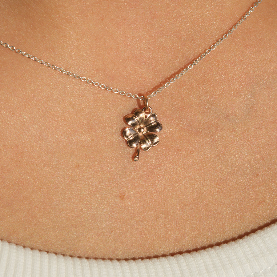CLOVER CHARM