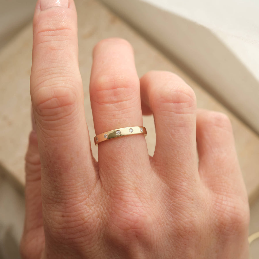 MERE RING – Ernest Joe - Main Image