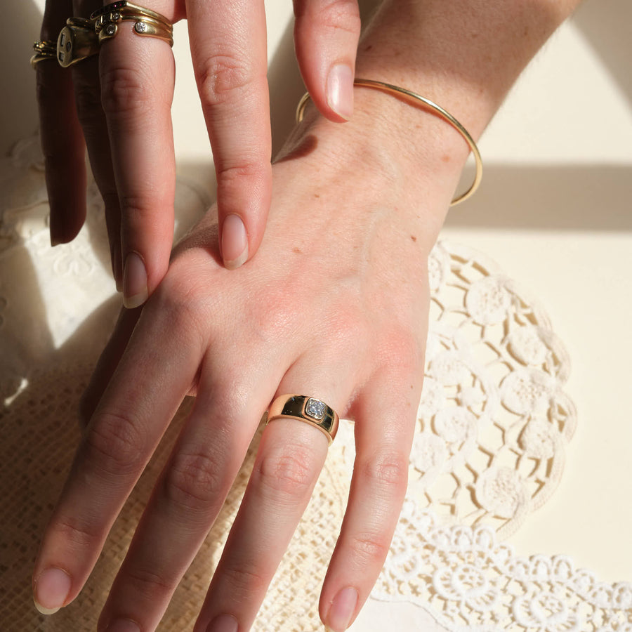 SOLACE RING
