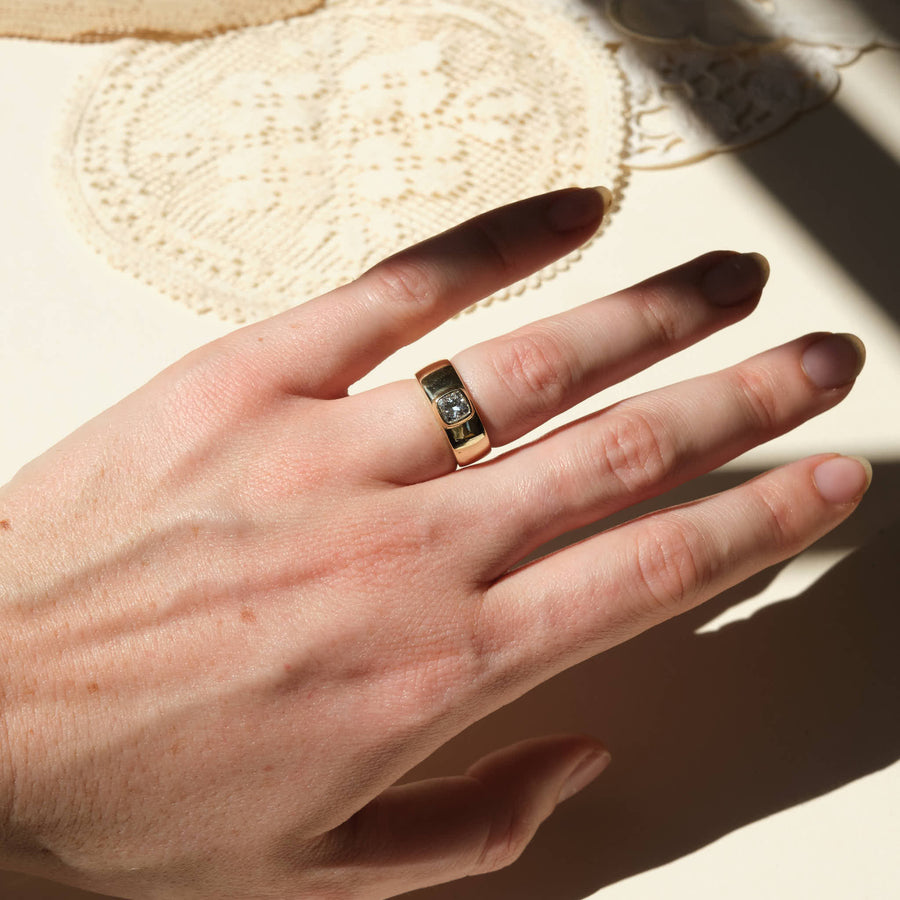 SOLACE RING