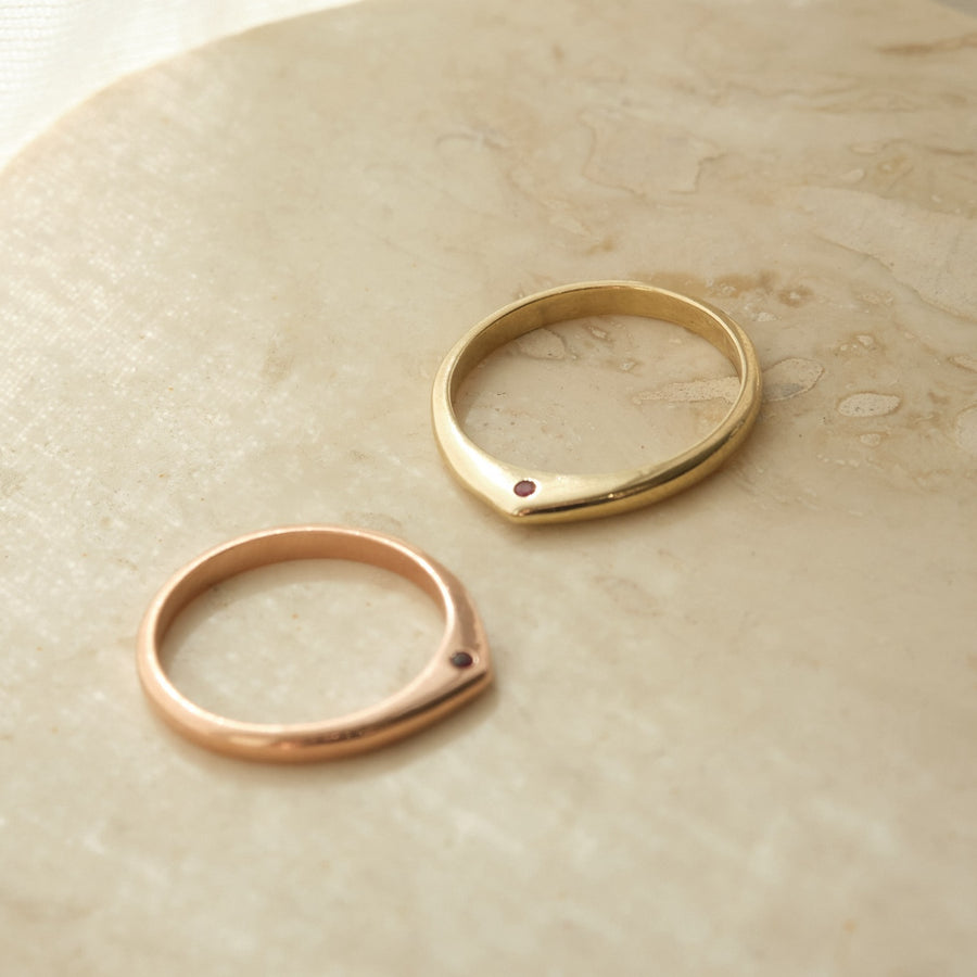 HIDDEN GEM RING