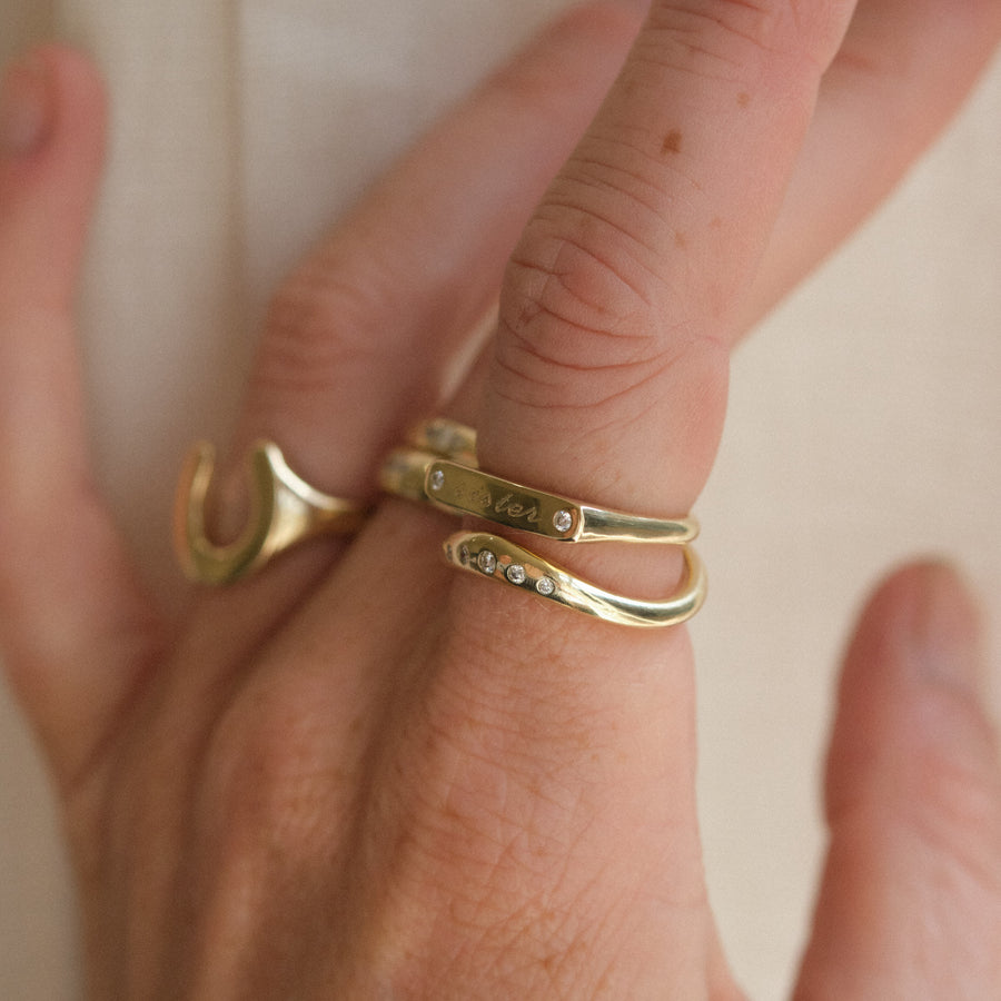 VÉLA RING