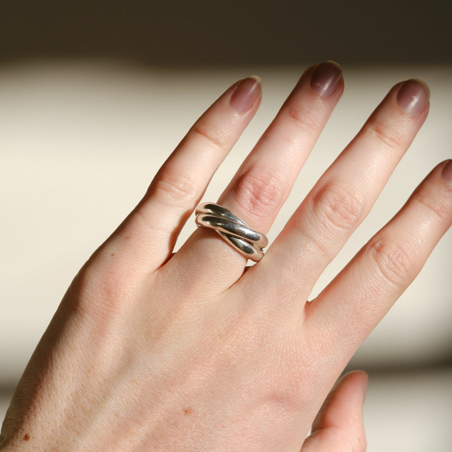 TRIPLE RING