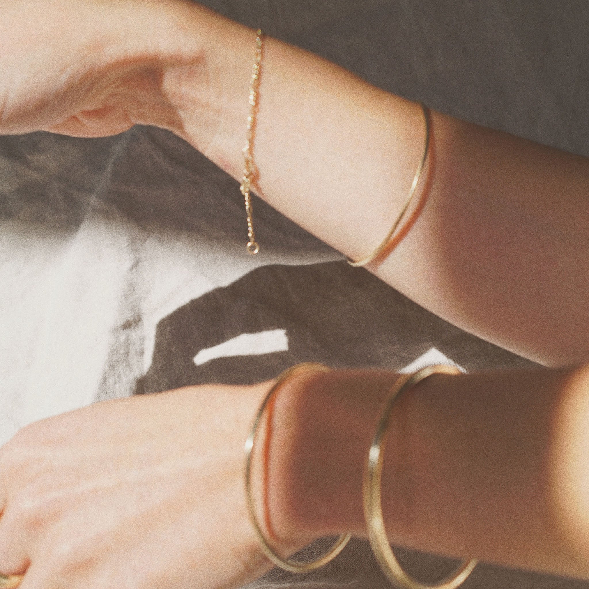 CLASSIC BANGLE